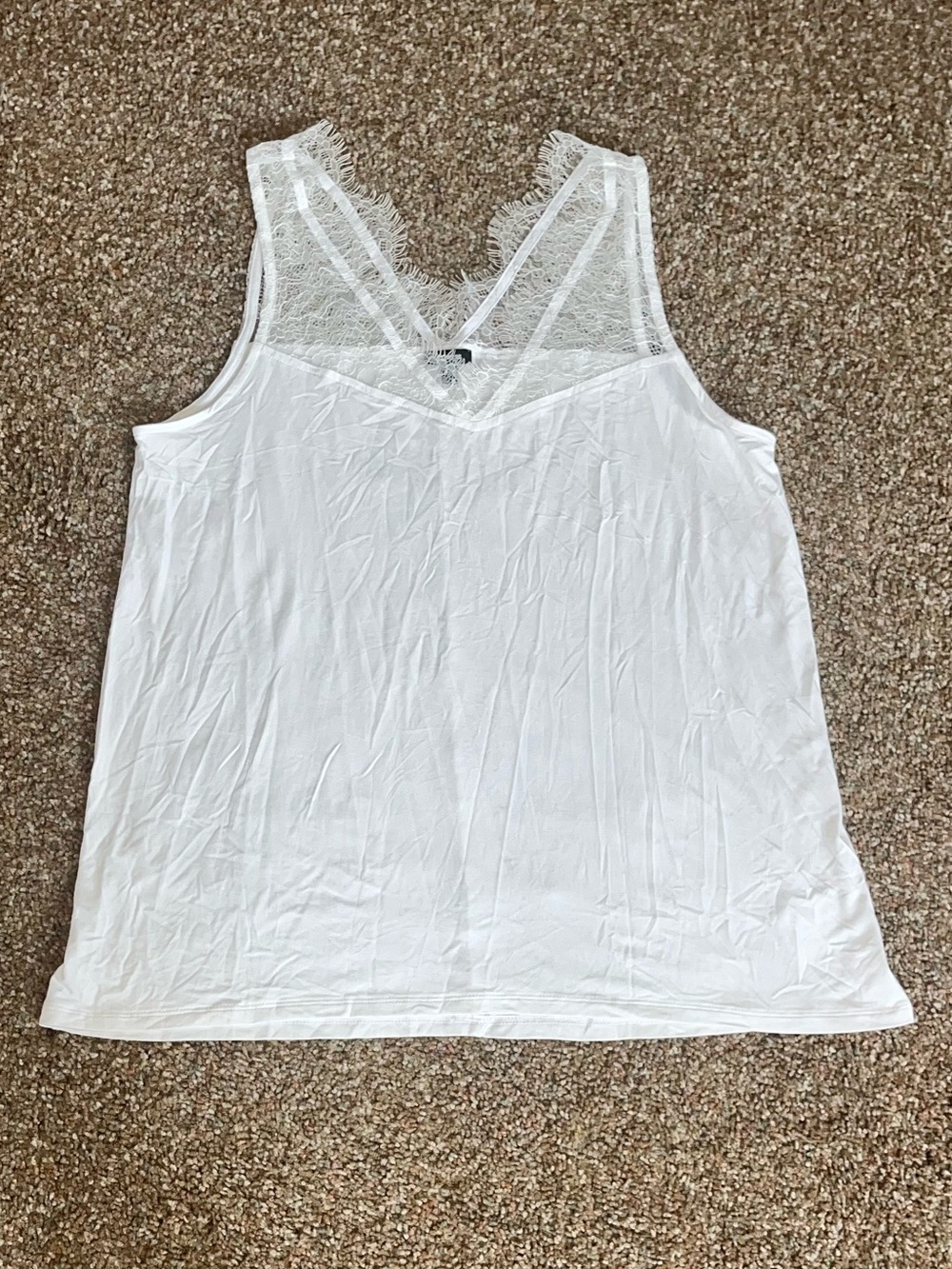 Express White Lace V-Neck Tank Top M NWOT